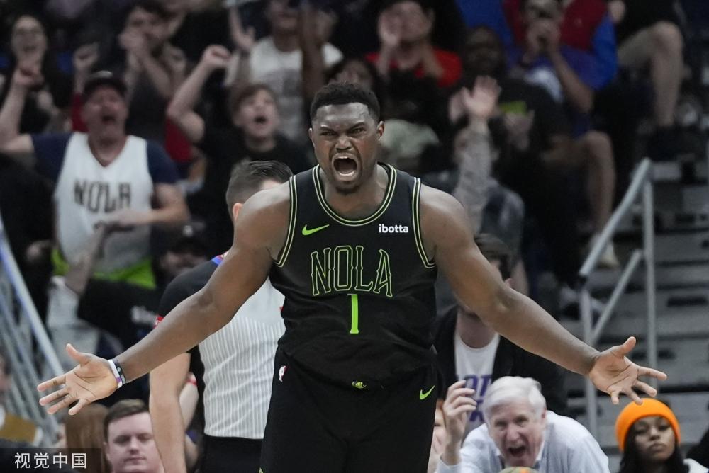 的锋线搭配 的锋线搭配